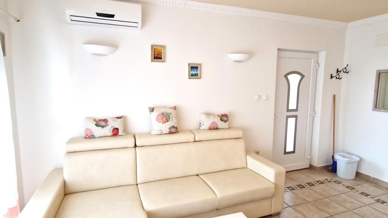 Apartment Damijan Krk Town Kültér fotó