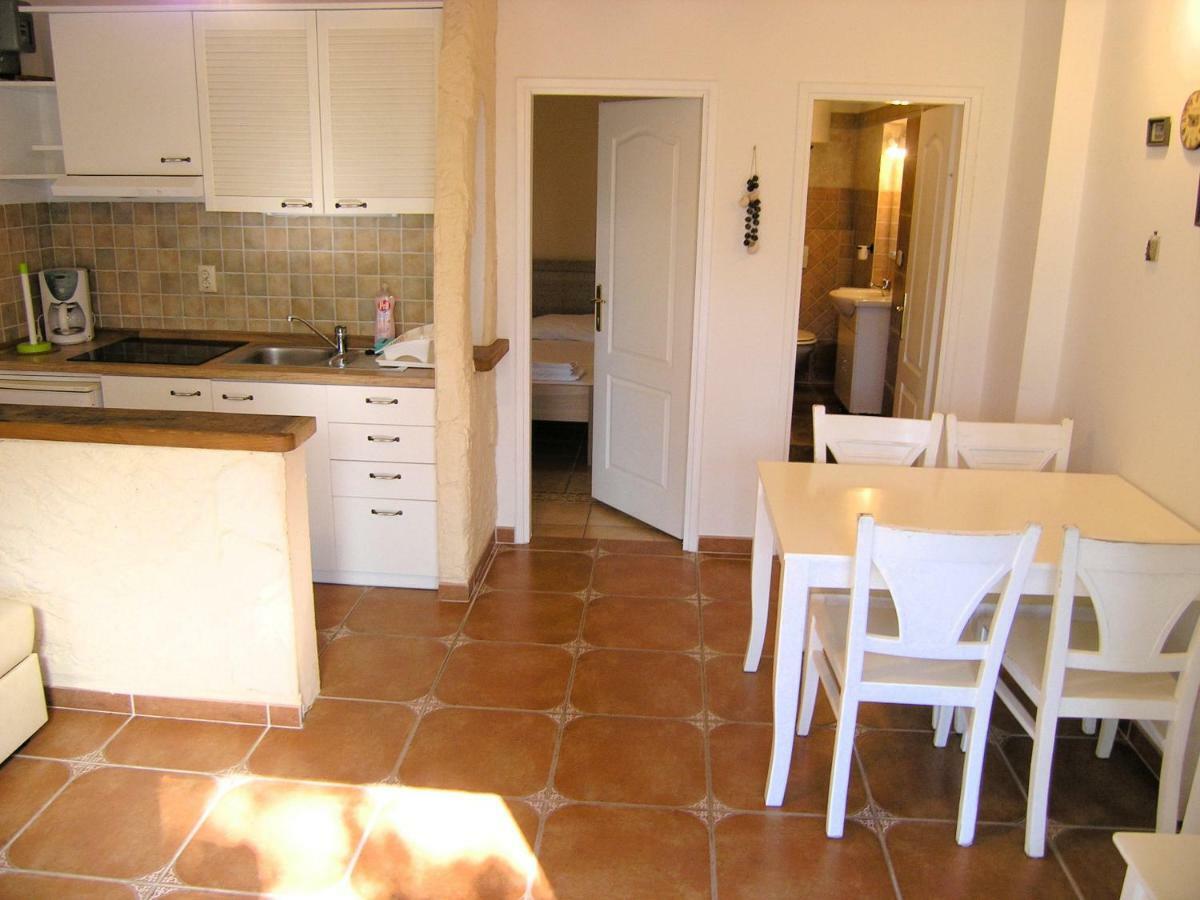 Apartment Damijan Krk Town Kültér fotó